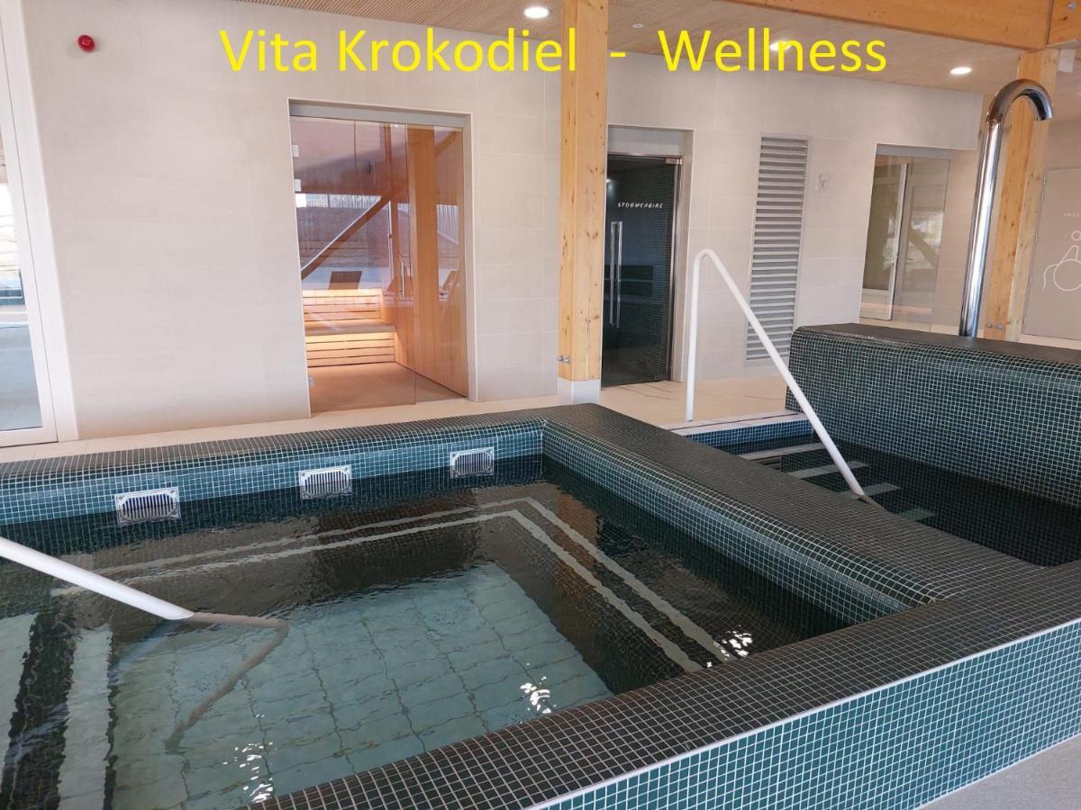 Hotel Acropolis " Op Het Sportiefste Park Van De Kust " Middelkerke Kültér fotó