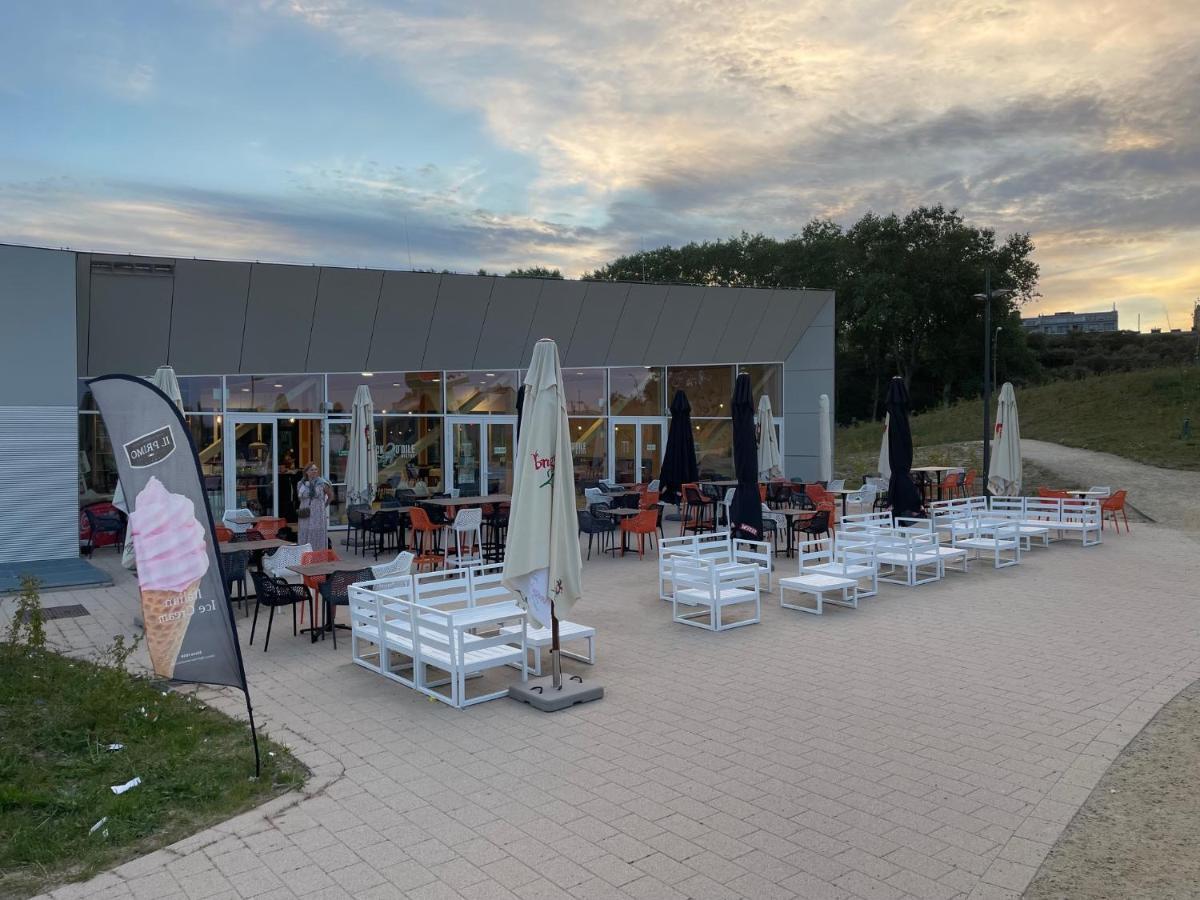 Hotel Acropolis " Op Het Sportiefste Park Van De Kust " Middelkerke Kültér fotó