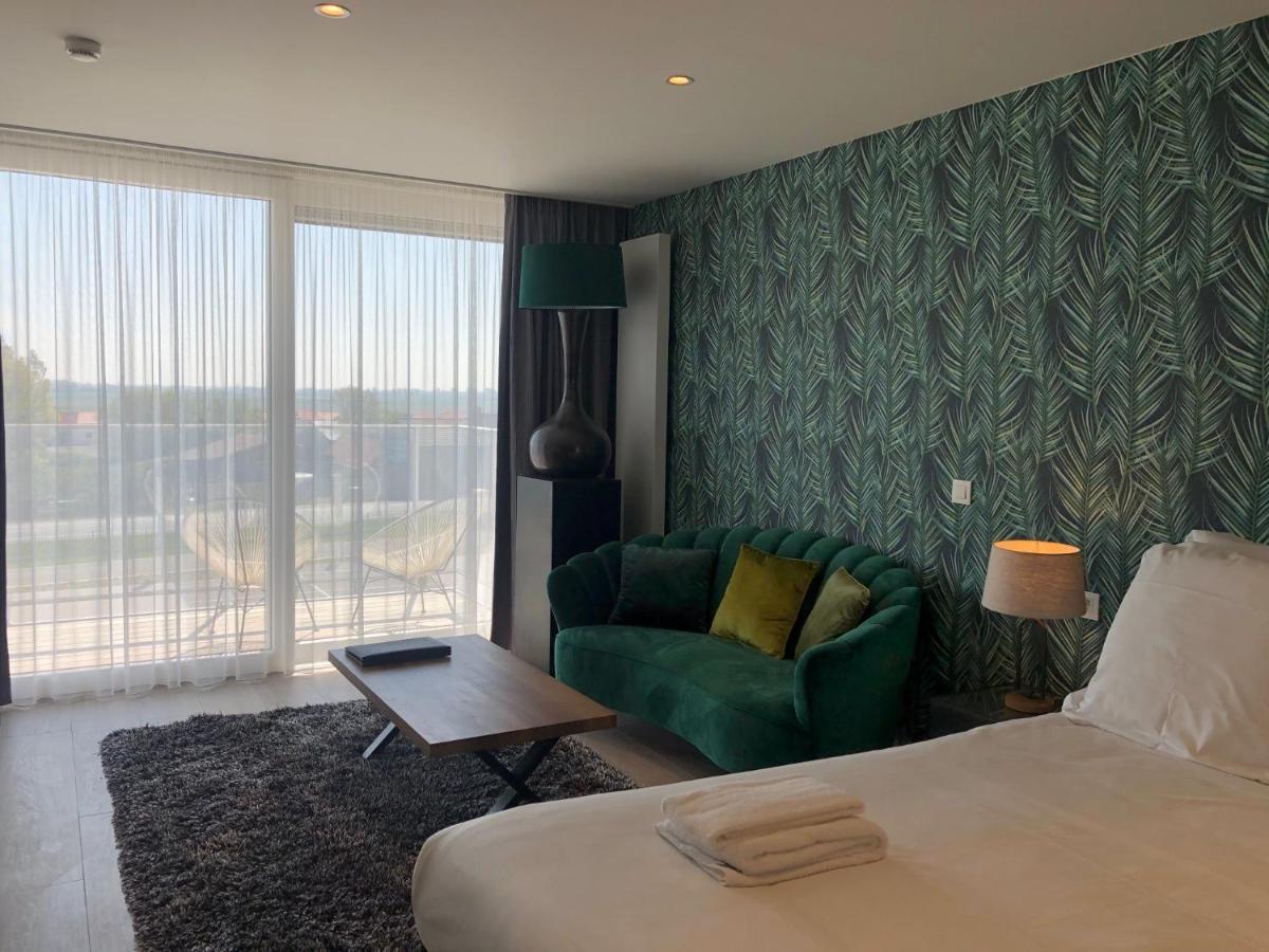 Hotel Acropolis " Op Het Sportiefste Park Van De Kust " Middelkerke Kültér fotó