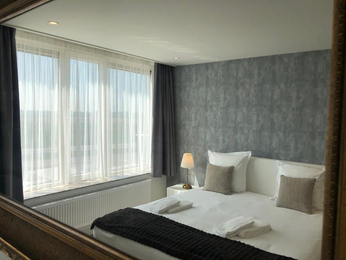 Hotel Acropolis " Op Het Sportiefste Park Van De Kust " Middelkerke Kültér fotó